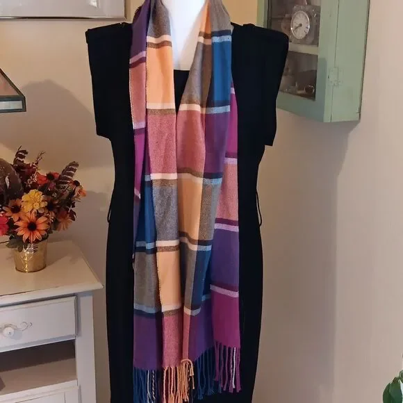 100% Cashmere Plaid Scarf